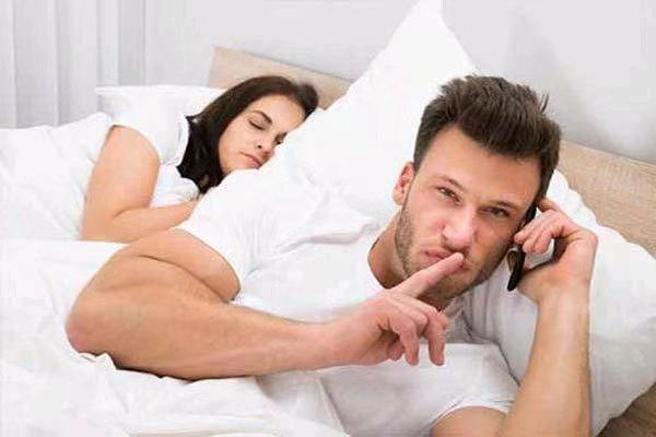 上海外遇调查取证：婚姻里出现第三个人，最聪明的应对方式是什么？
